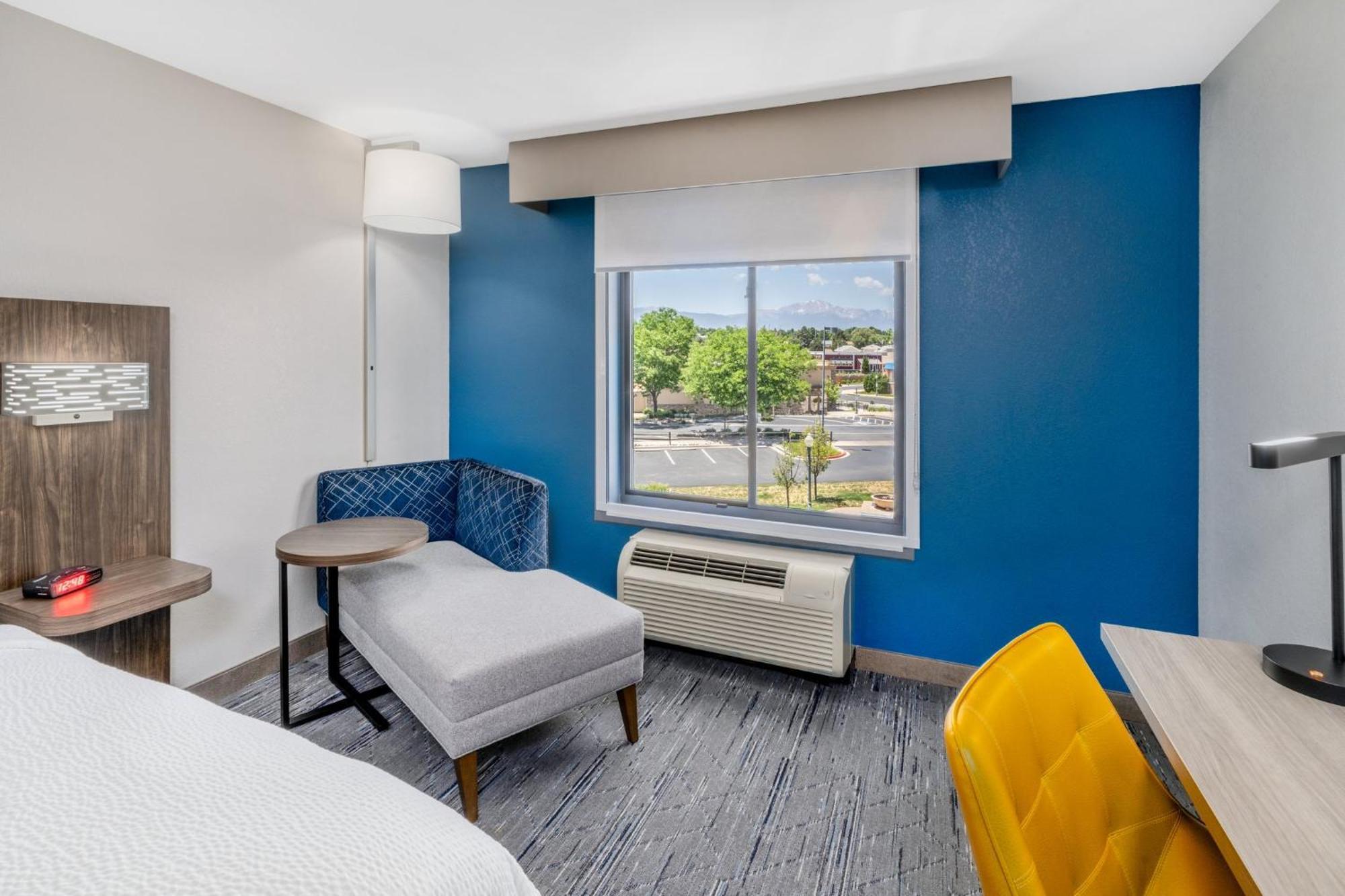 Holiday Inn Express - Colorado Springs - First & Main By Ihg Kültér fotó