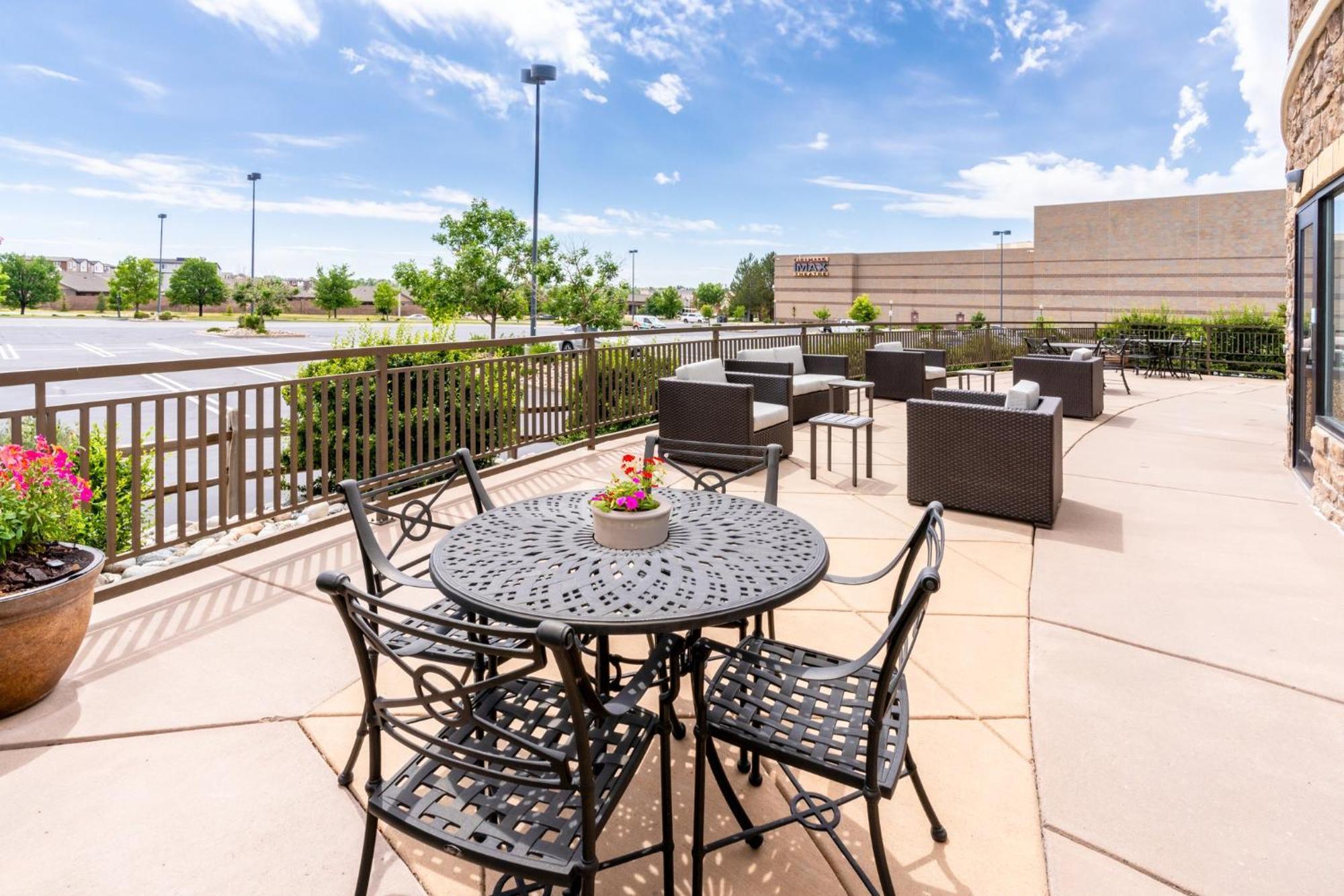 Holiday Inn Express - Colorado Springs - First & Main By Ihg Kültér fotó