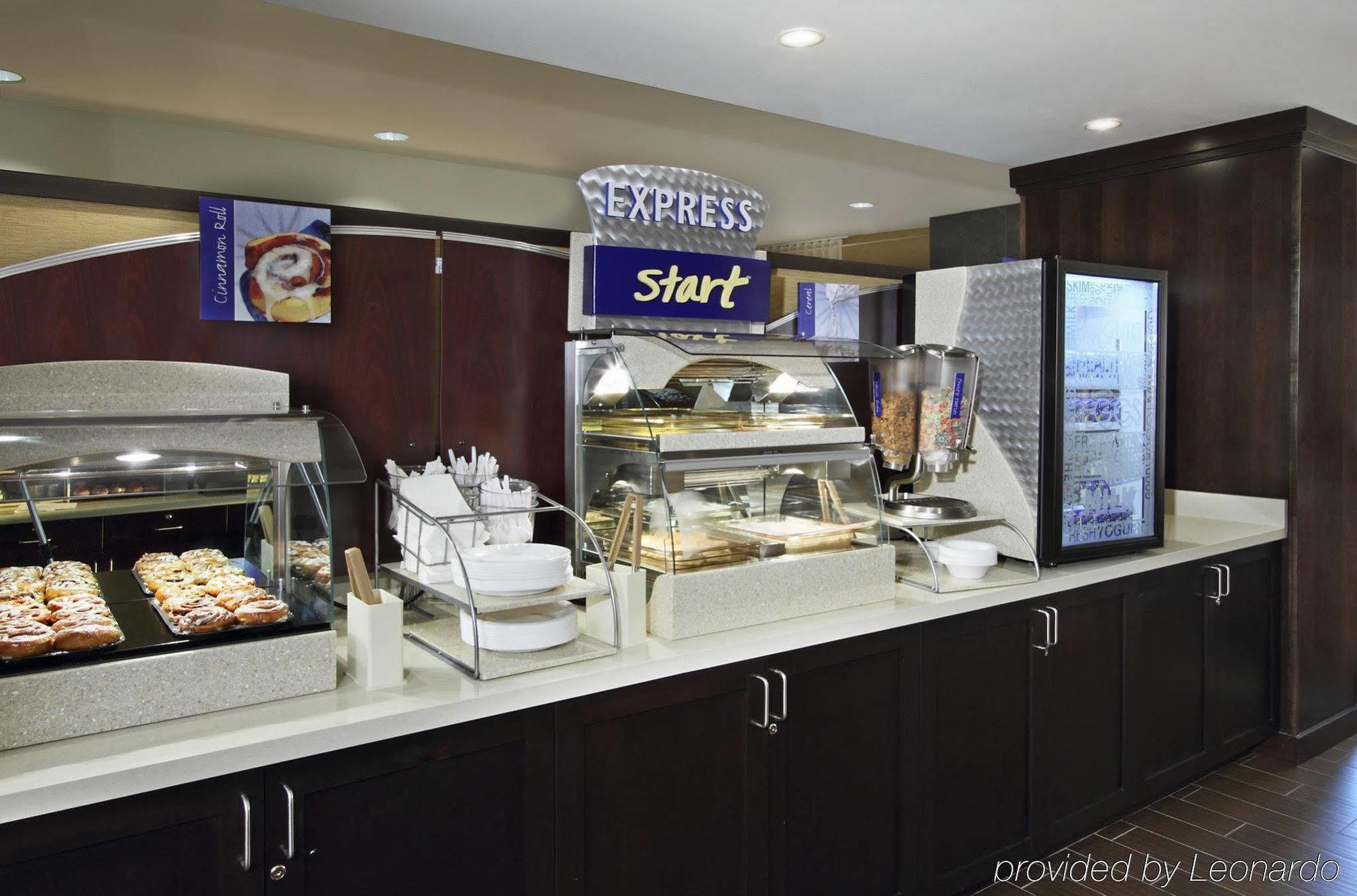 Holiday Inn Express - Colorado Springs - First & Main By Ihg Kültér fotó